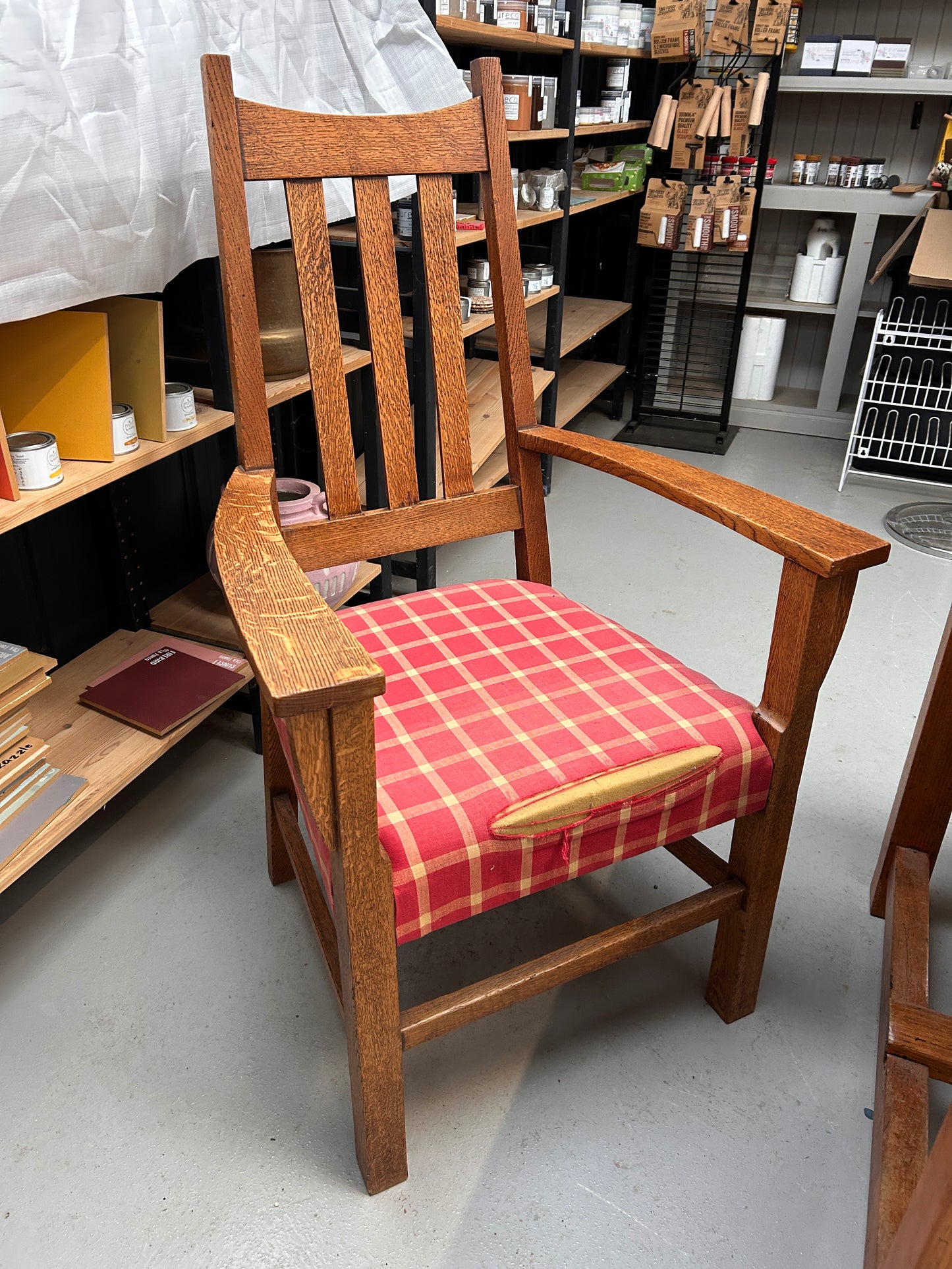 8 seater Dining Table with 6 Oak Chairs