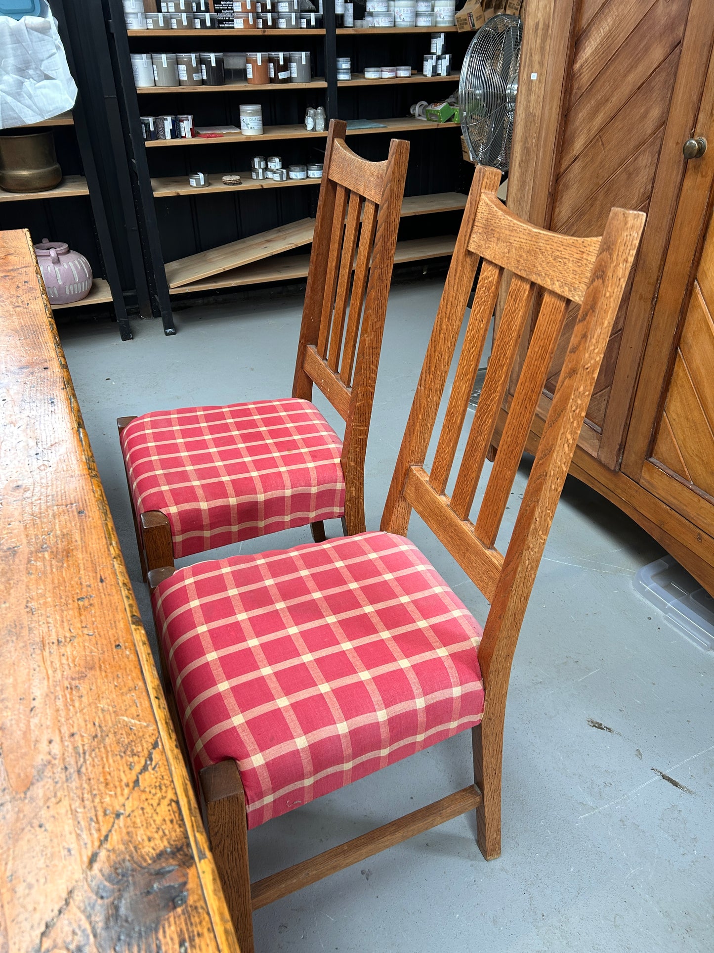 8 seater Dining Table with 6 Oak Chairs