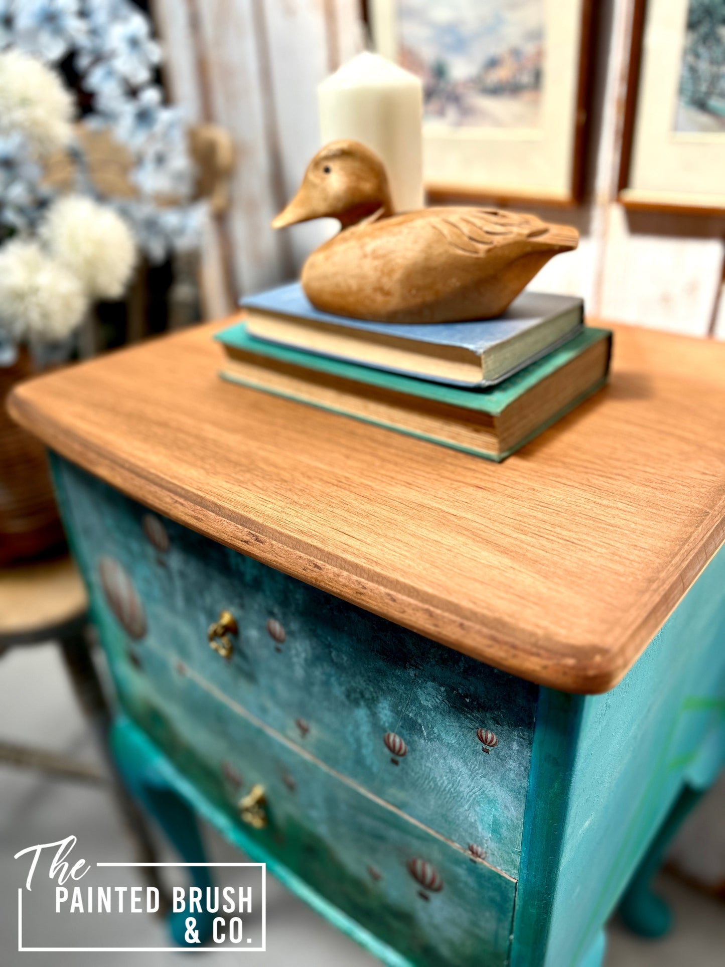 Balloon’s Queen Anne drawers