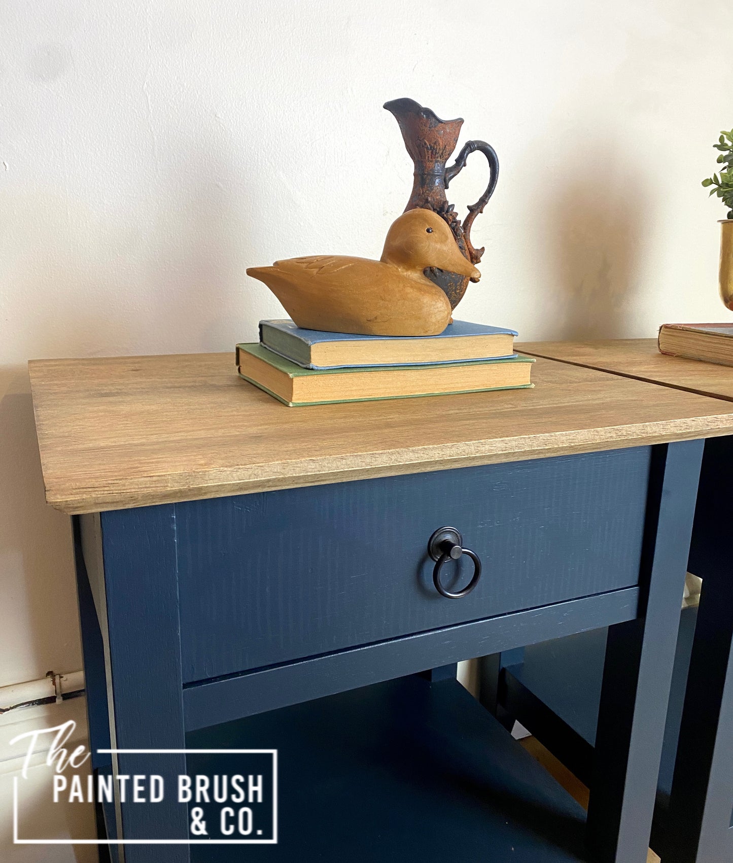 Pureco Silk Finish  - Raven