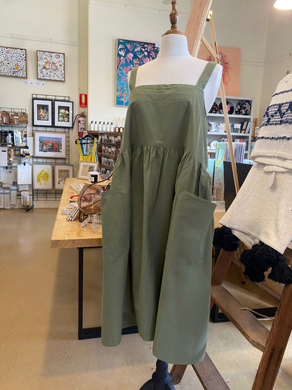 Homestead Apron - Myrtle